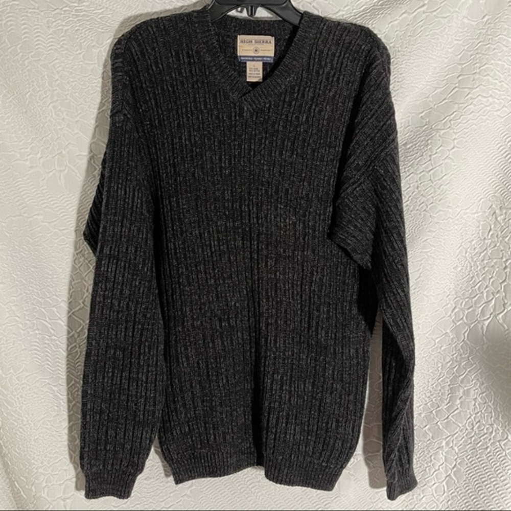 EUC! High Sierra Warm Knit V Neck Long Sleeve Mens Ribbed Sweater
